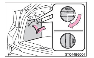 Toyota CH-R. Ravitaillement en carburant